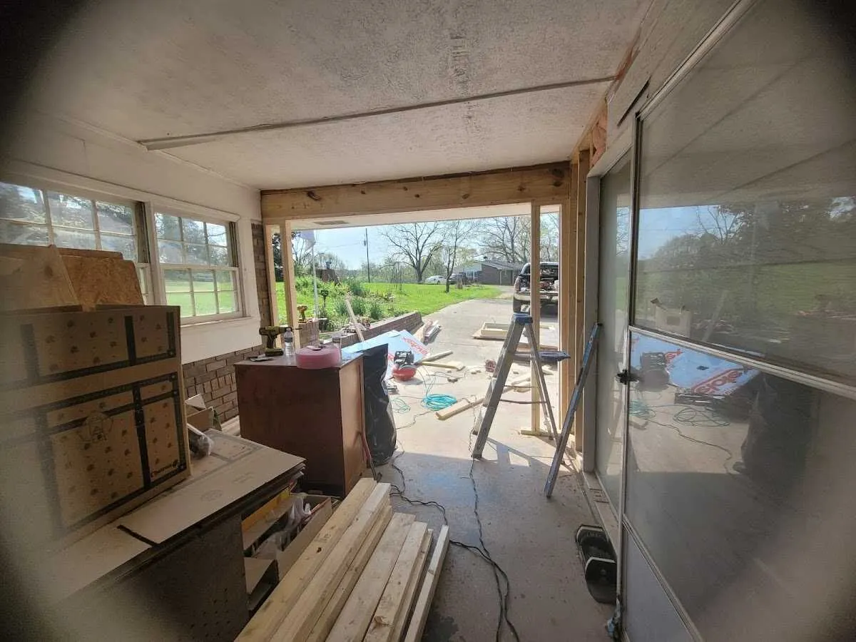 Air movers and dehumidifier for Drying & Dehumidification in Eagle Mountain